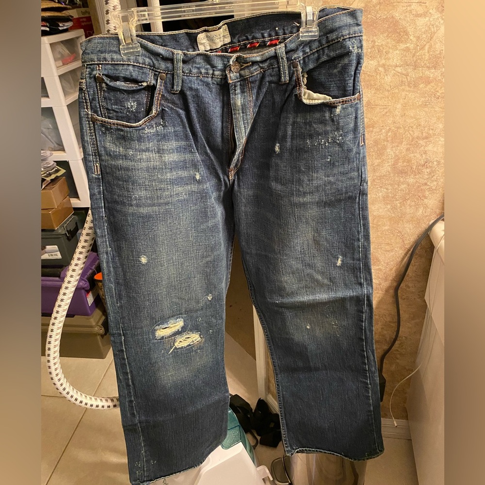 NWOT American Eagle Jeans 34x30 distressed